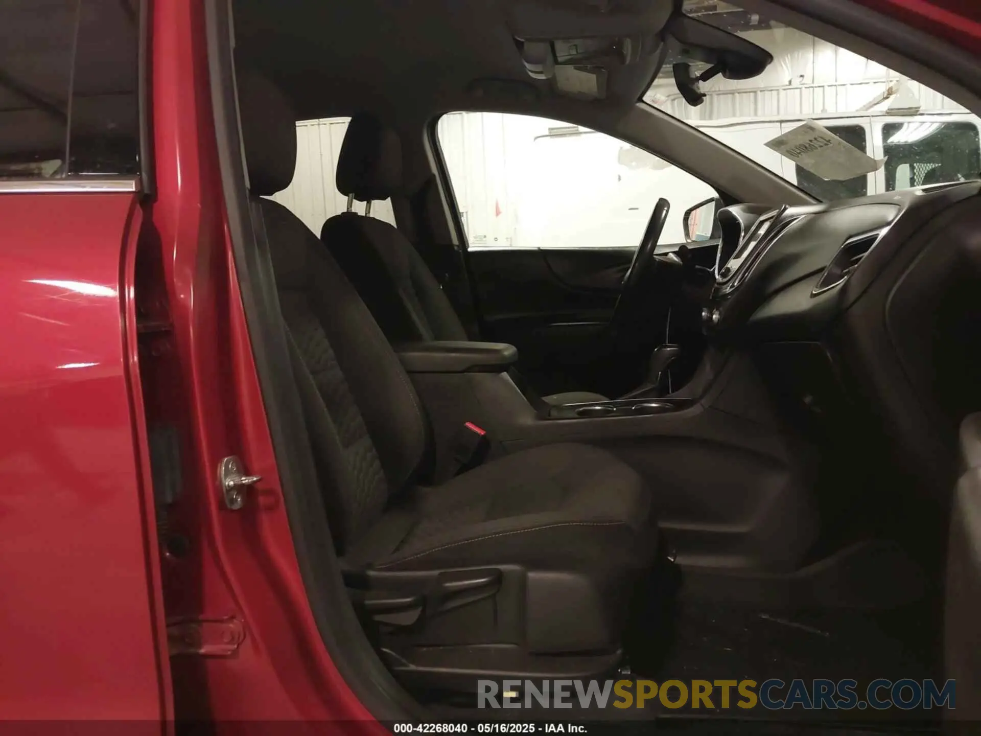 5 Фотография поврежденного автомобиля 2GNAXKEV6L6186310 CHEVROLET EQUINOX 2020