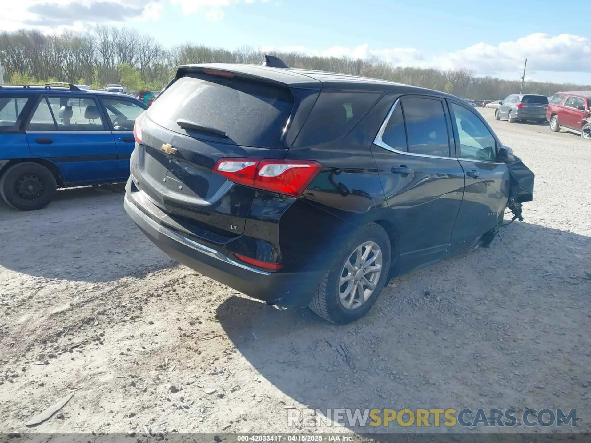 4 Фотография поврежденного автомобиля 2GNAXKEV6L6197615 CHEVROLET EQUINOX 2020
