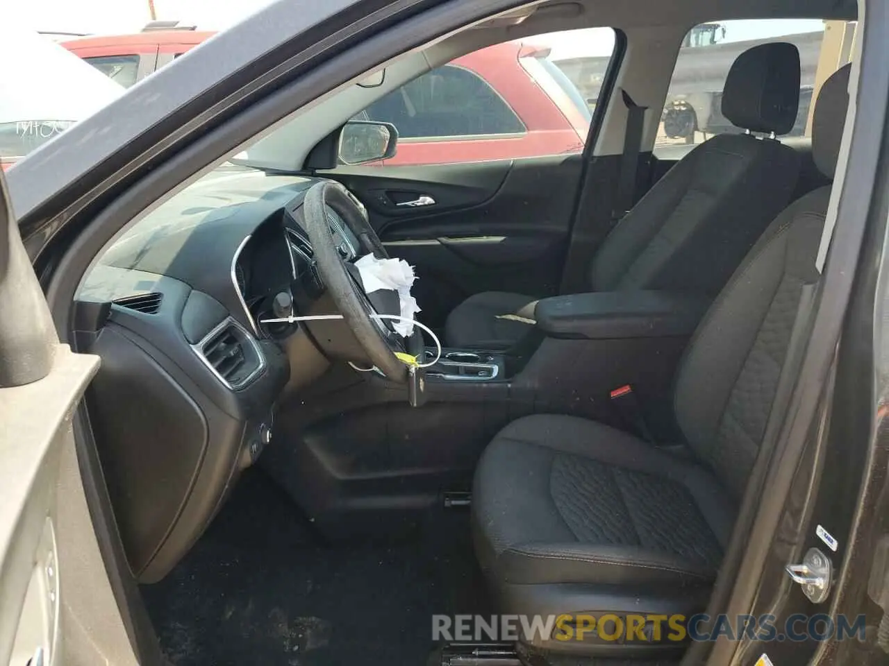 7 Photograph of a damaged car 2GNAXKEV6L6240222 CHEVROLET EQUINOX 2020