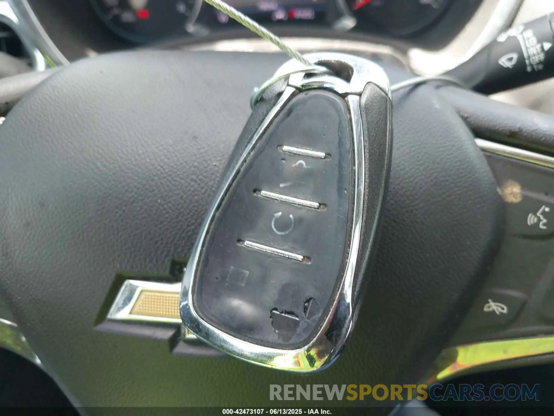 11 Фотография поврежденного автомобиля 2GNAXKEV6L6241421 CHEVROLET EQUINOX 2020