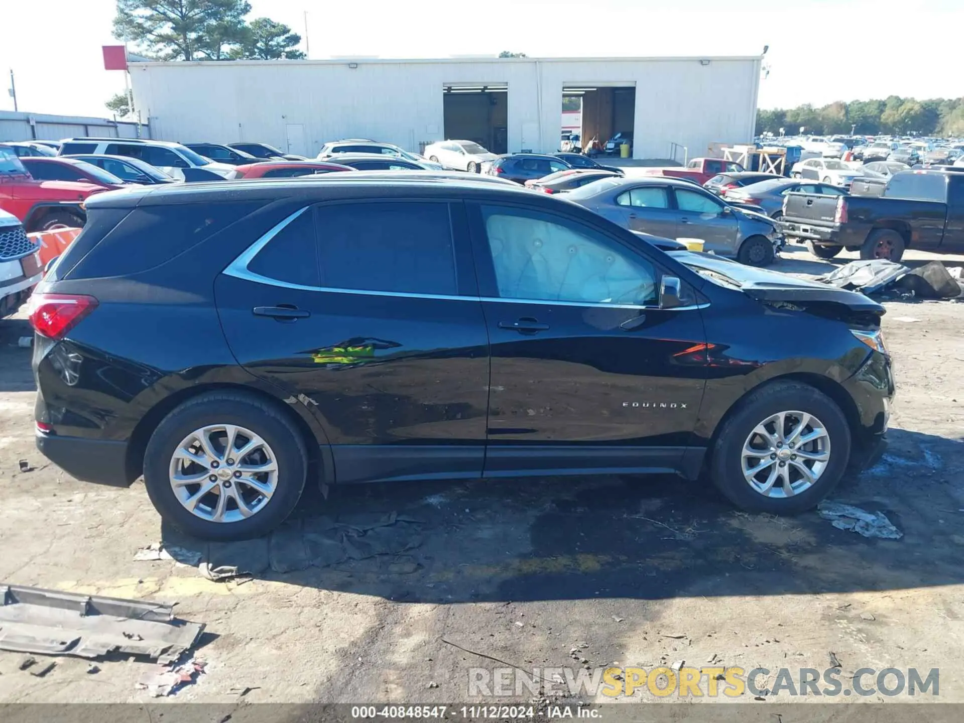 13 Photograph of a damaged car 2GNAXKEV7L6136709 CHEVROLET EQUINOX 2020