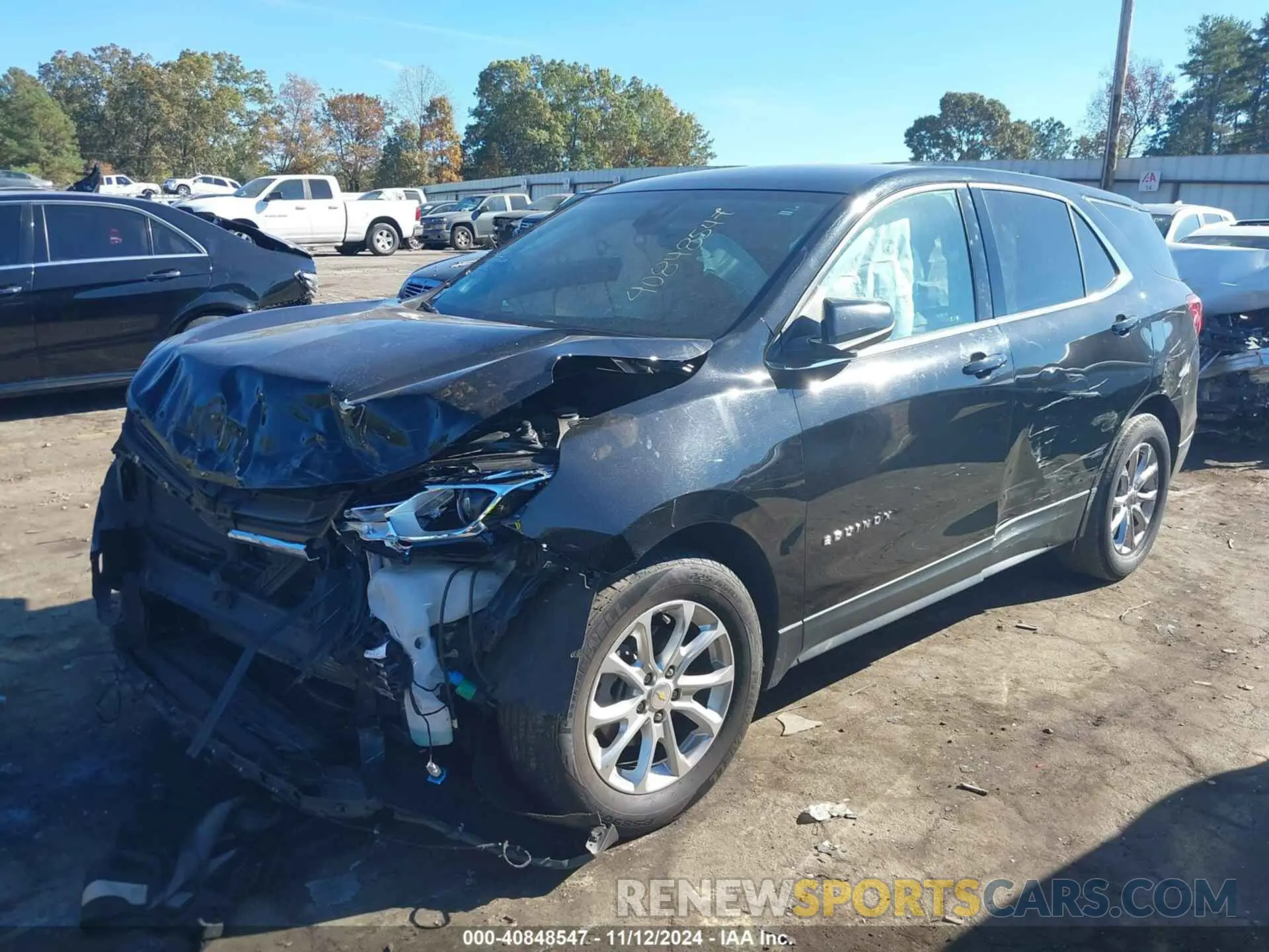 2 Photograph of a damaged car 2GNAXKEV7L6136709 CHEVROLET EQUINOX 2020
