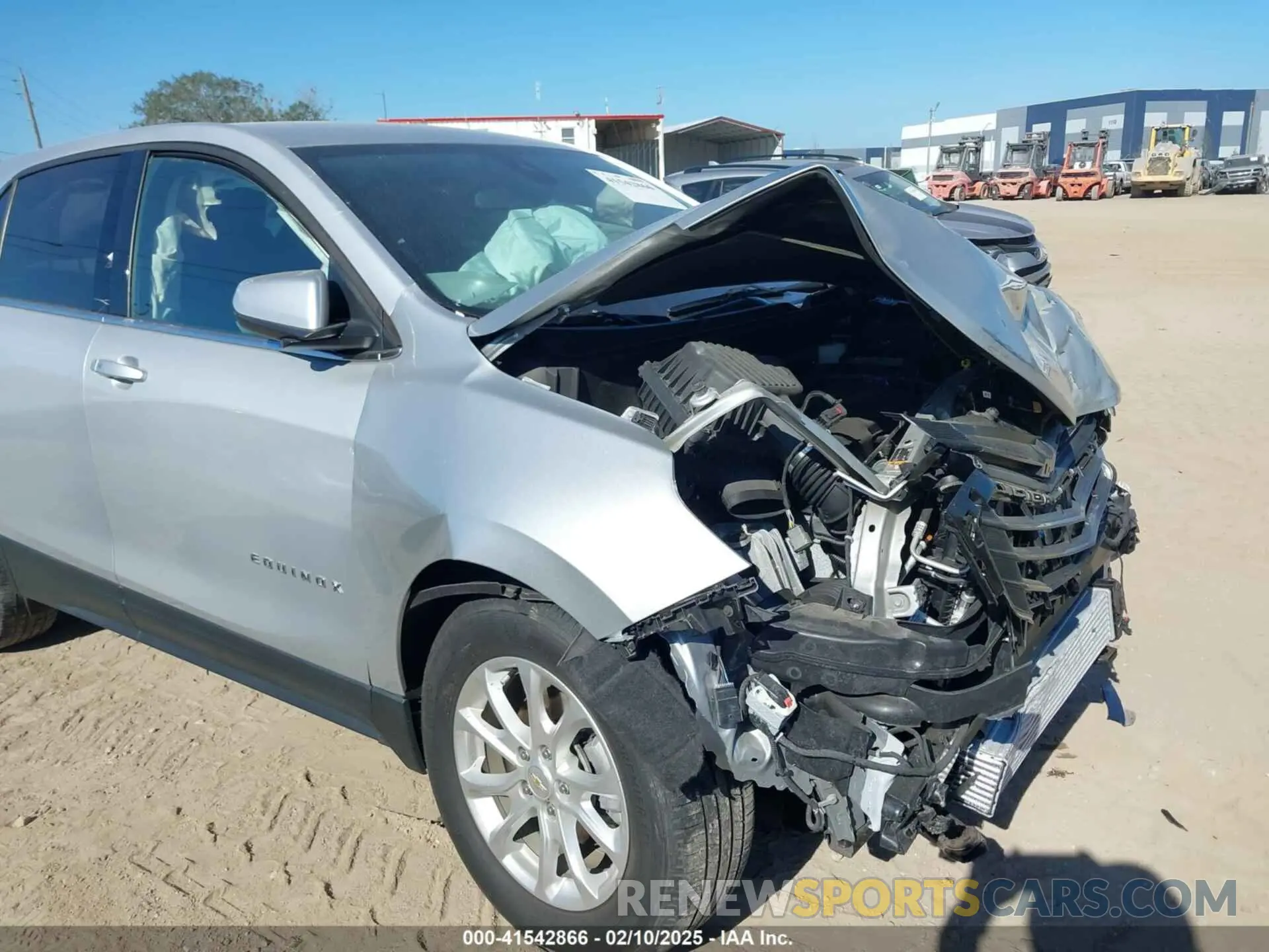 6 Photograph of a damaged car 2GNAXKEV7L6145717 CHEVROLET EQUINOX 2020