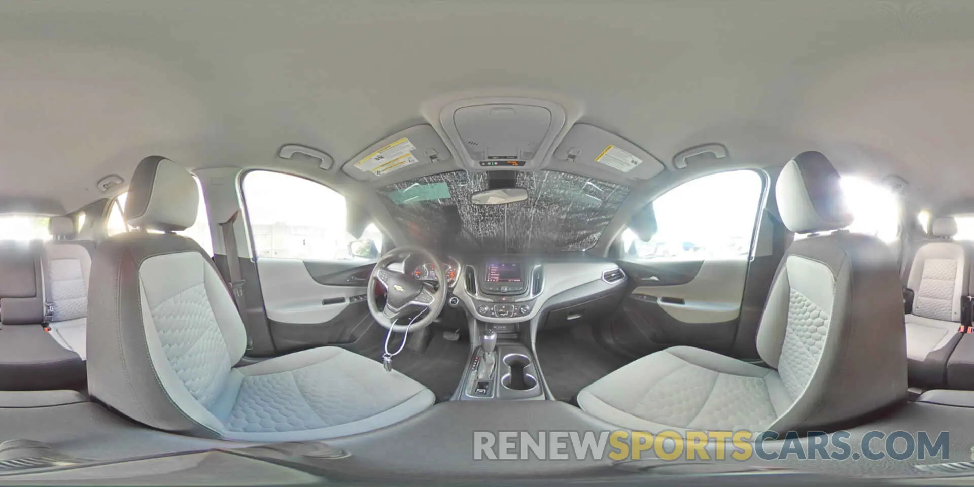 13 Photograph of a damaged car 2GNAXKEV7L6183805 CHEVROLET EQUINOX 2020