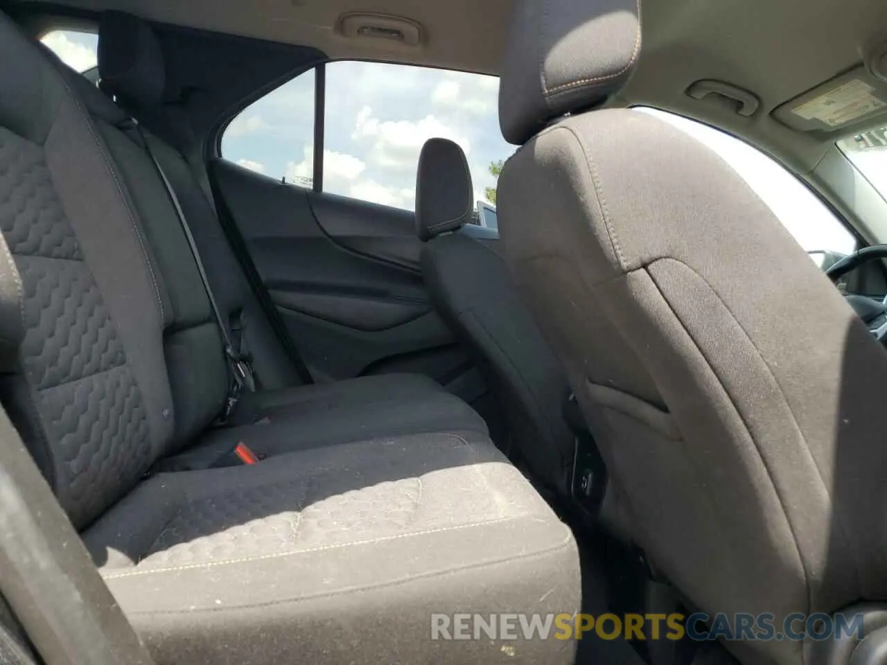 11 Фотография поврежденного автомобиля 2GNAXKEV7L6201705 CHEVROLET EQUINOX 2020