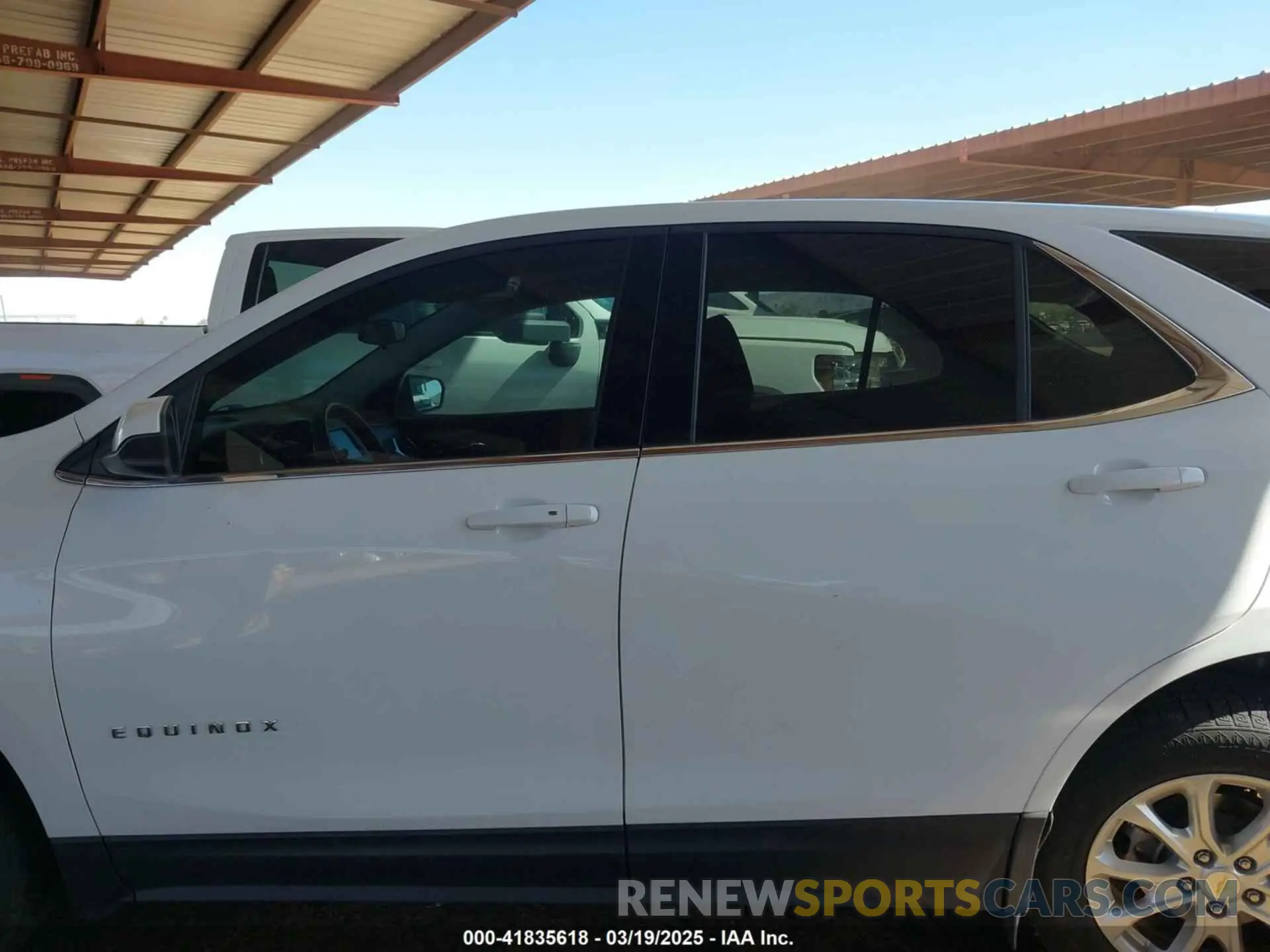 14 Photograph of a damaged car 2GNAXKEV7L6220979 CHEVROLET EQUINOX 2020