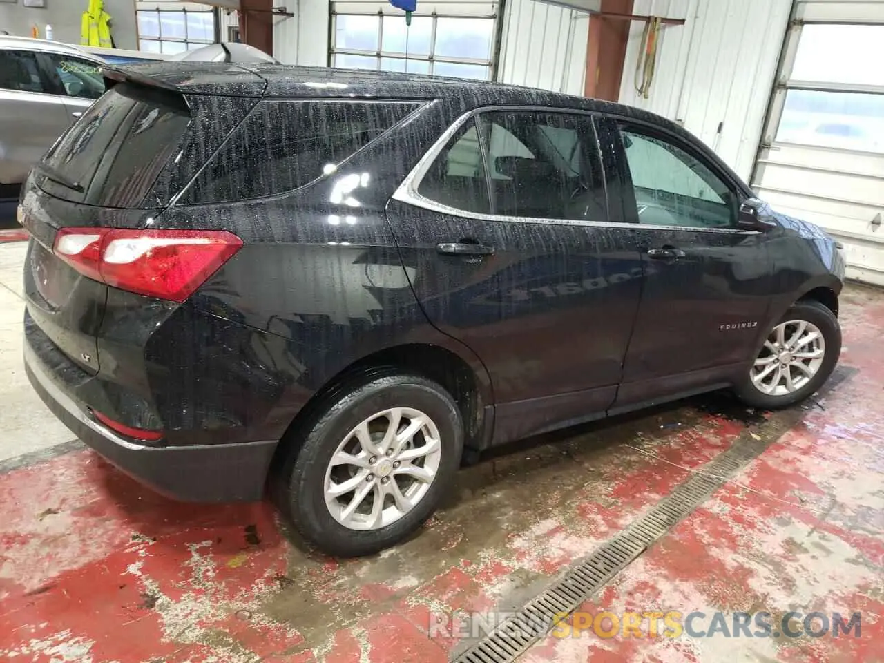3 Photograph of a damaged car 2GNAXKEV7L6224238 CHEVROLET EQUINOX 2020
