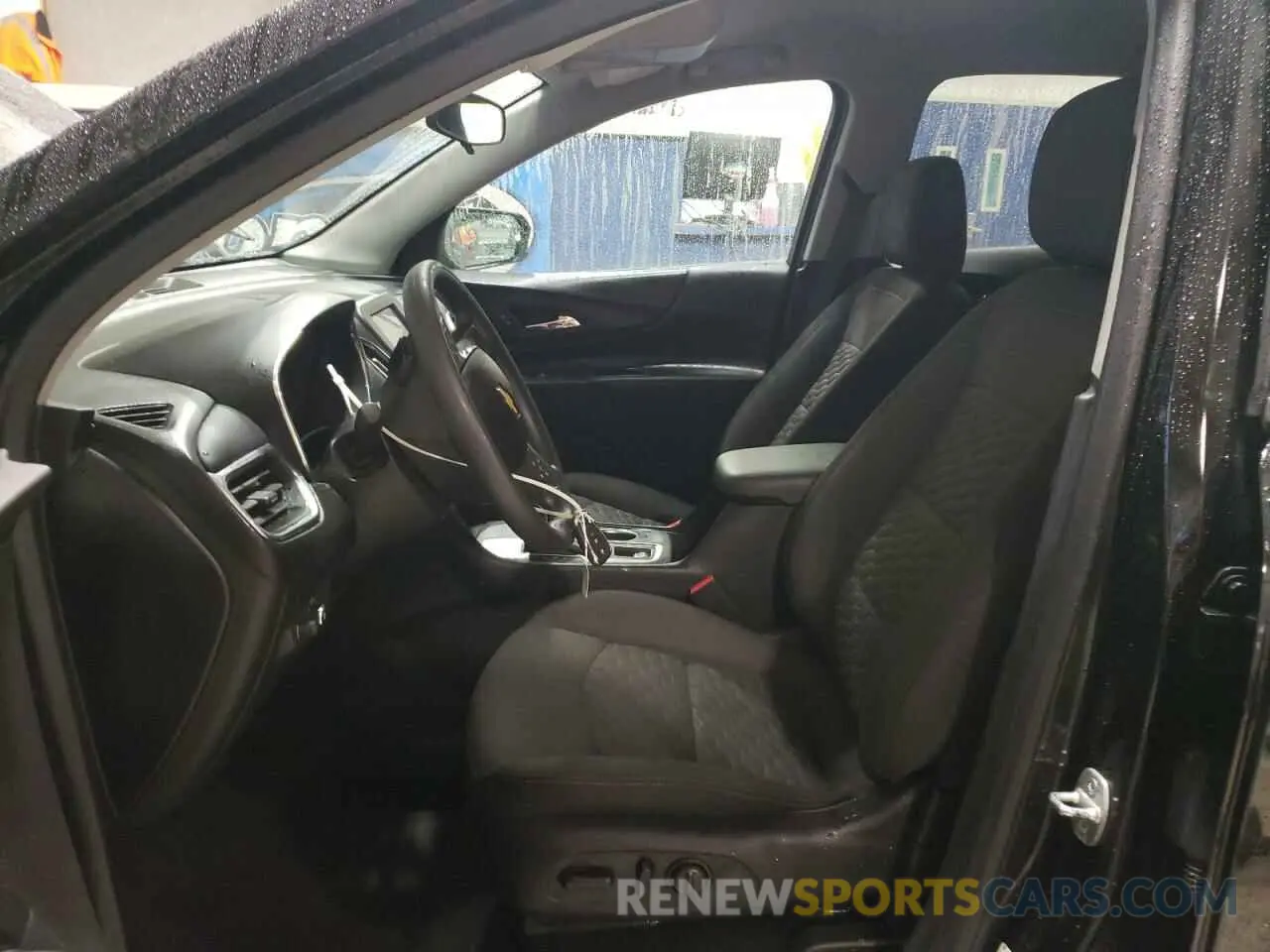 7 Photograph of a damaged car 2GNAXKEV7L6224238 CHEVROLET EQUINOX 2020