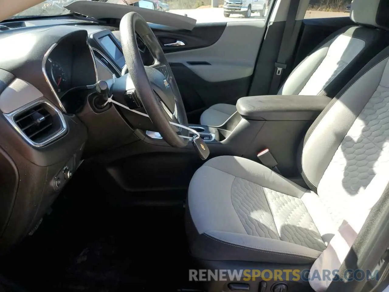 7 Photograph of a damaged car 2GNAXKEV7L6224708 CHEVROLET EQUINOX 2020