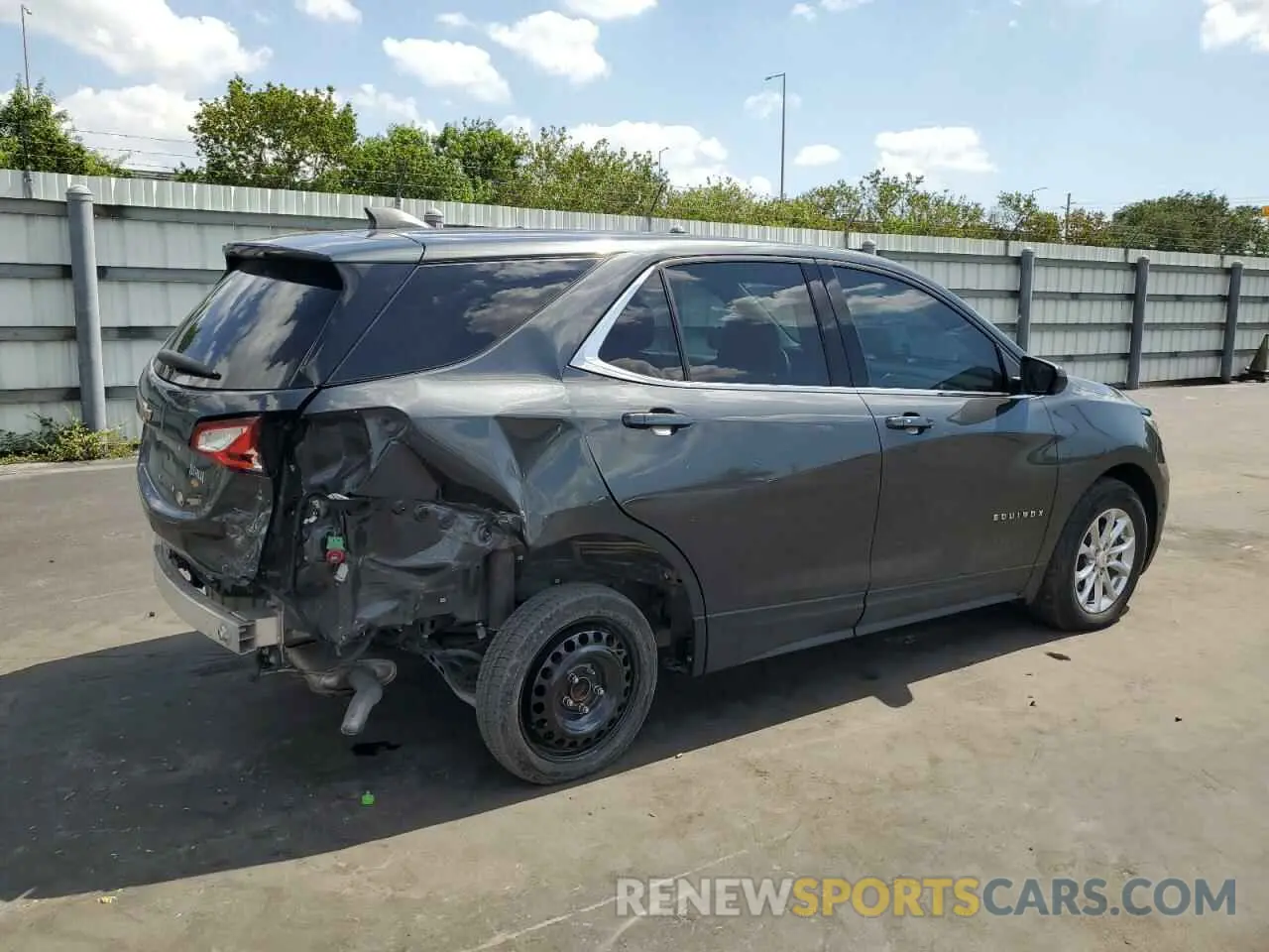 3 Photograph of a damaged car 2GNAXKEV7L6266263 CHEVROLET EQUINOX 2020