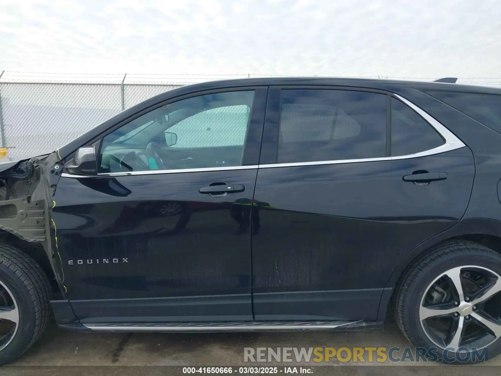 14 Фотография поврежденного автомобиля 2GNAXKEV8L6105369 CHEVROLET EQUINOX 2020