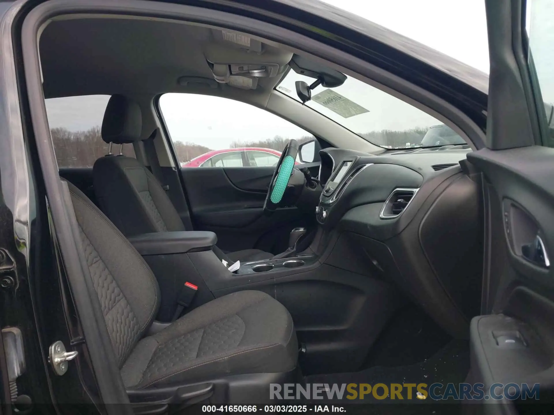 5 Фотография поврежденного автомобиля 2GNAXKEV8L6105369 CHEVROLET EQUINOX 2020