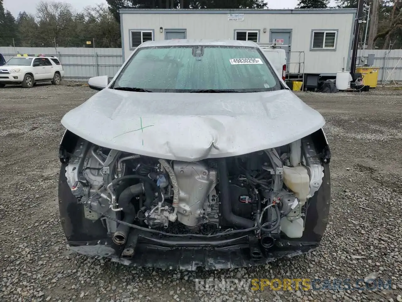 5 Photograph of a damaged car 2GNAXKEV8L6149016 CHEVROLET EQUINOX 2020