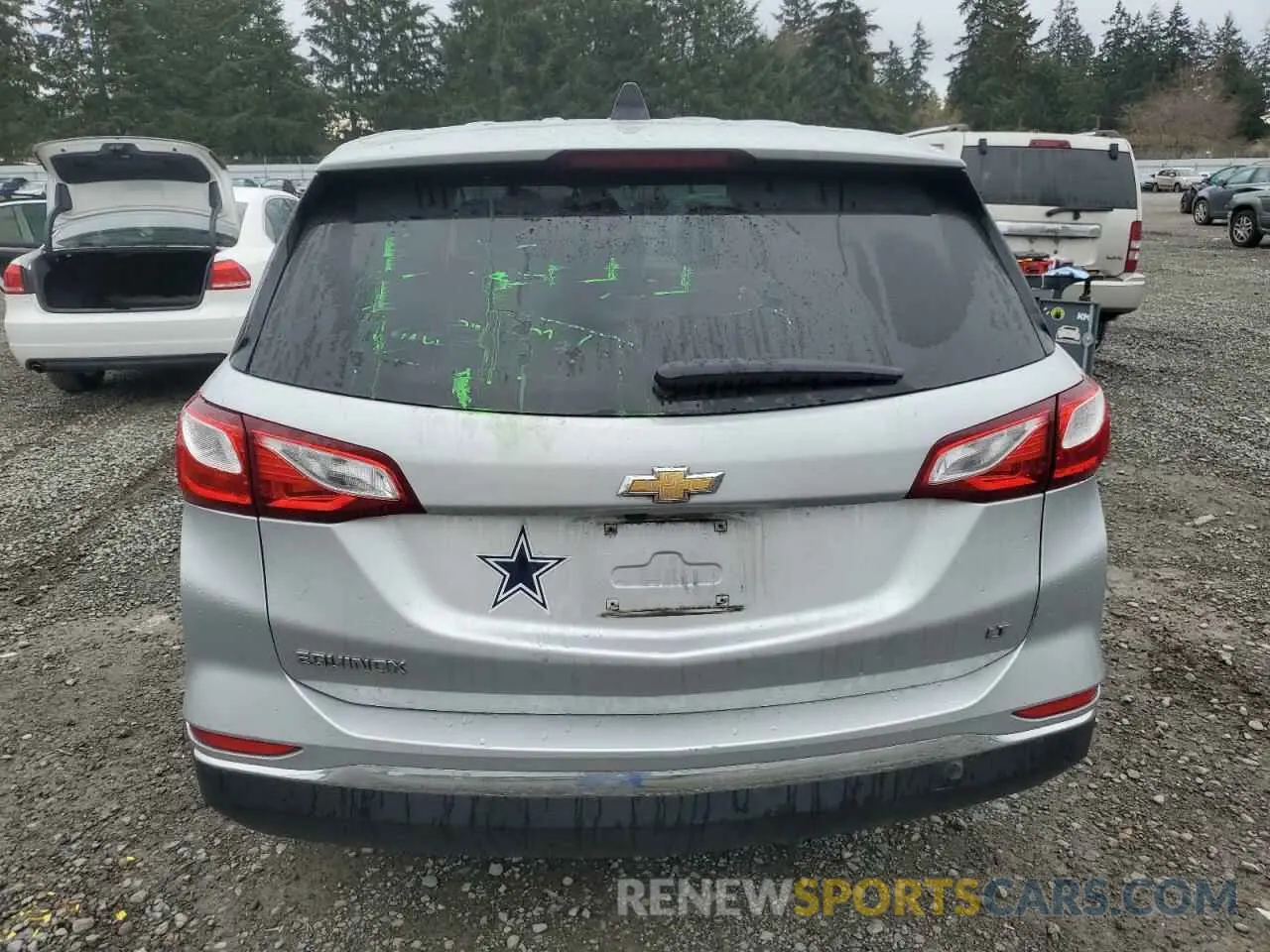 6 Photograph of a damaged car 2GNAXKEV8L6149016 CHEVROLET EQUINOX 2020