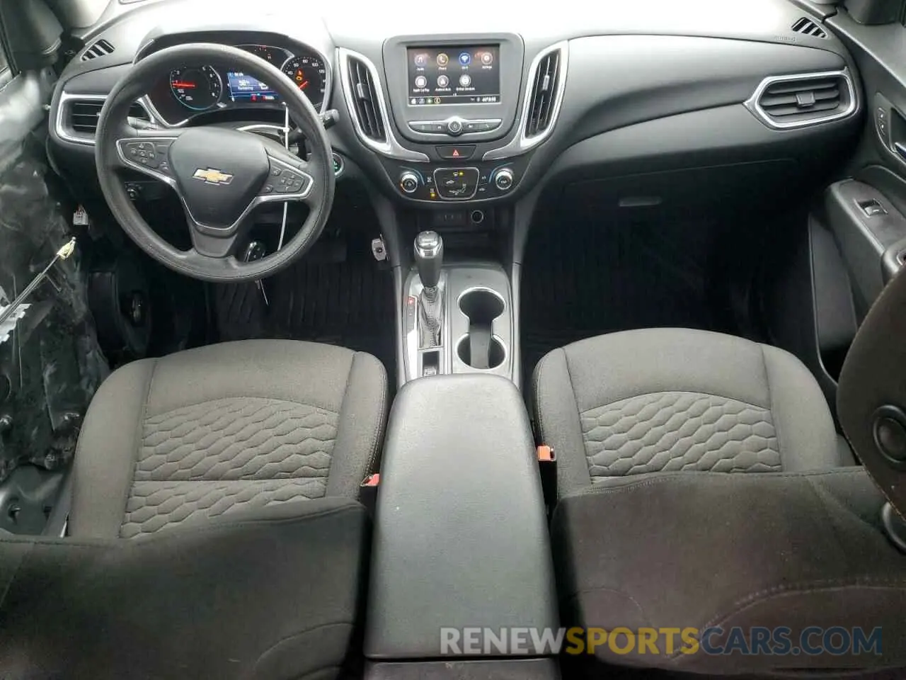 8 Photograph of a damaged car 2GNAXKEV8L6149016 CHEVROLET EQUINOX 2020