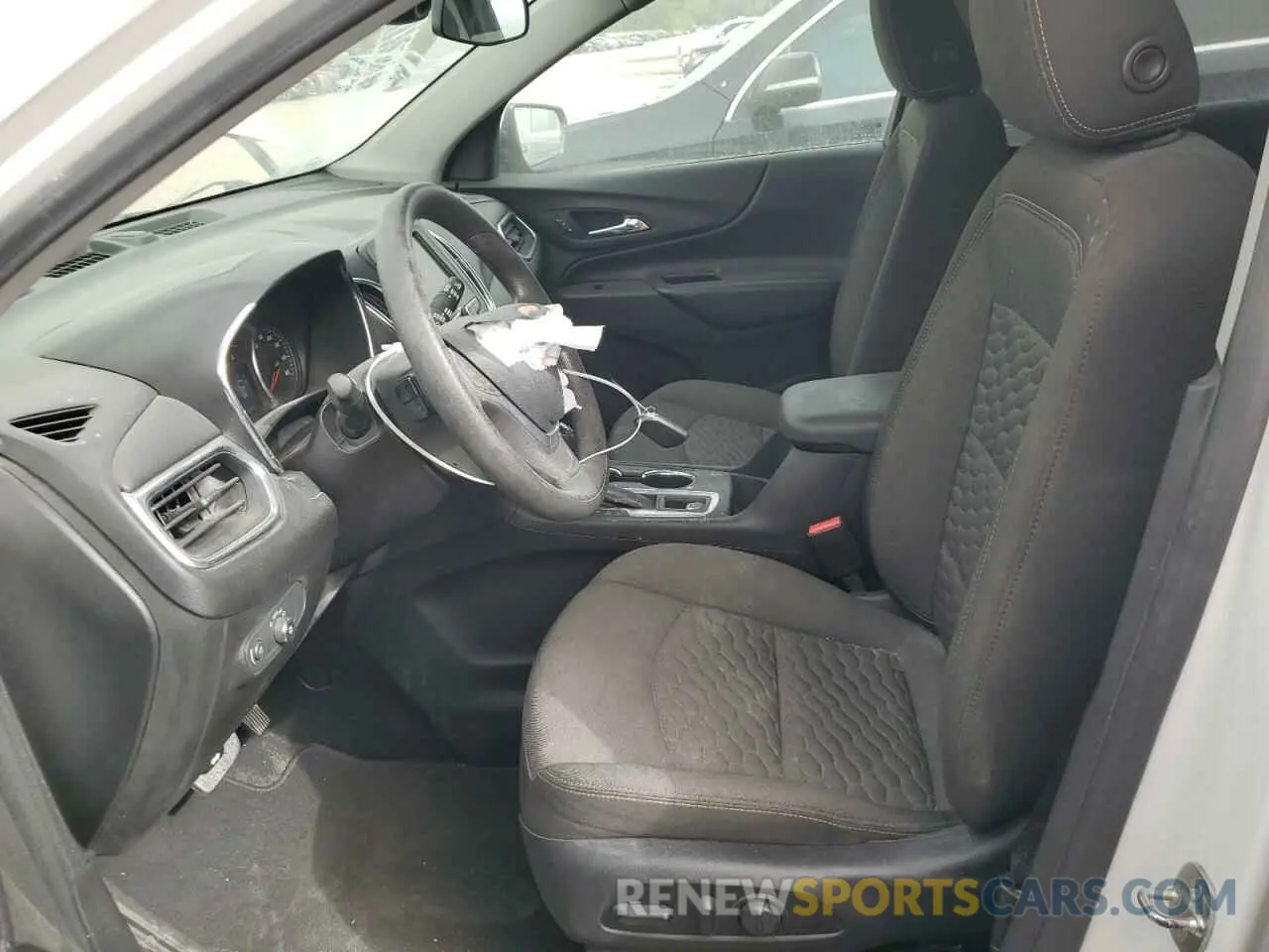 7 Photograph of a damaged car 2GNAXKEV8L6152109 CHEVROLET EQUINOX 2020
