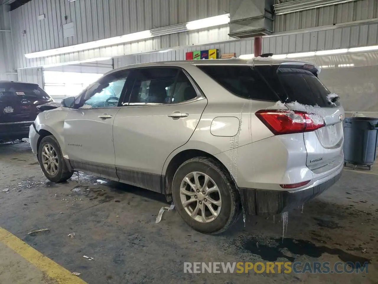 2 Фотография поврежденного автомобиля 2GNAXKEV8L6160520 CHEVROLET EQUINOX 2020