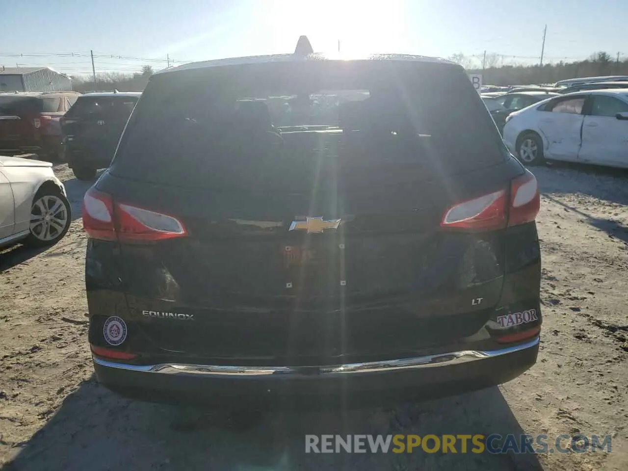 6 Photograph of a damaged car 2GNAXKEV8L6163708 CHEVROLET EQUINOX 2020