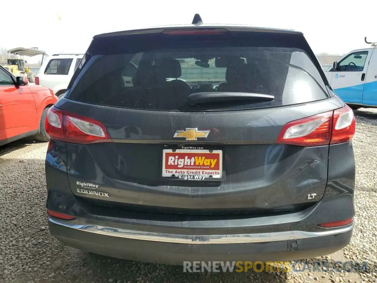 6 Фотография поврежденного автомобиля 2GNAXKEV8L6216391 CHEVROLET EQUINOX 2020