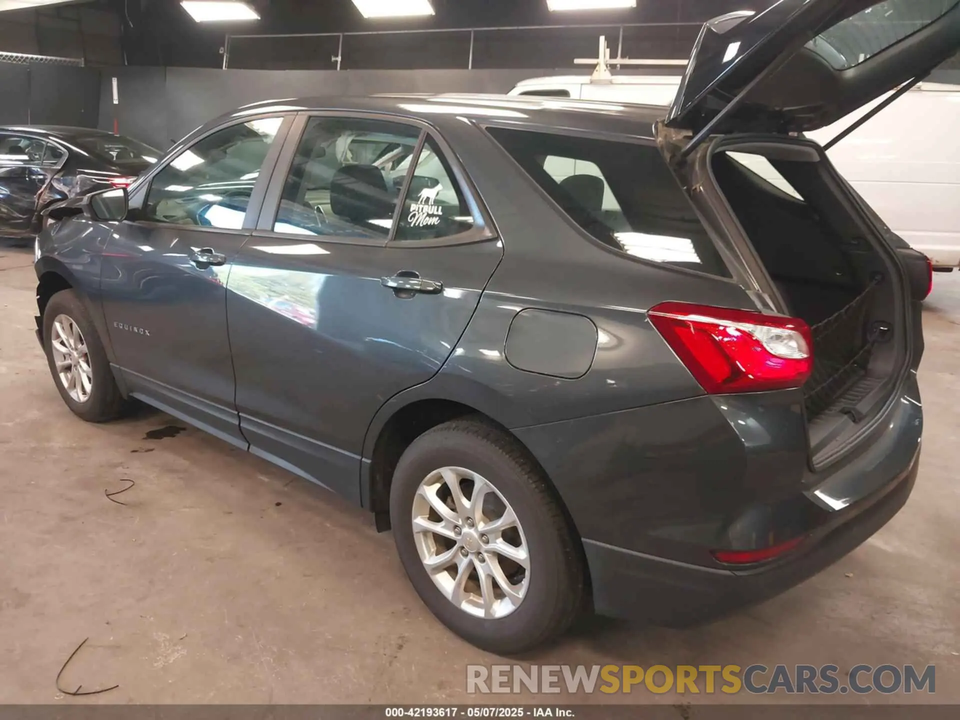 3 Photograph of a damaged car 2GNAXKEV9L6148957 CHEVROLET EQUINOX 2020