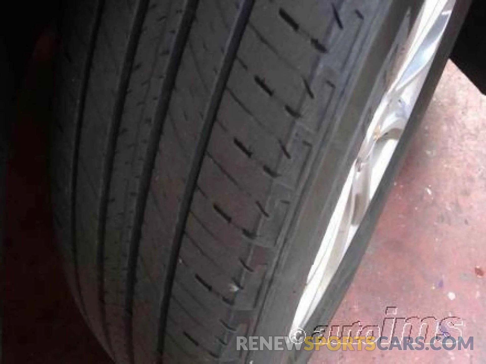 4 Photograph of a damaged car 2GNAXKEV9L6172708 CHEVROLET EQUINOX 2020