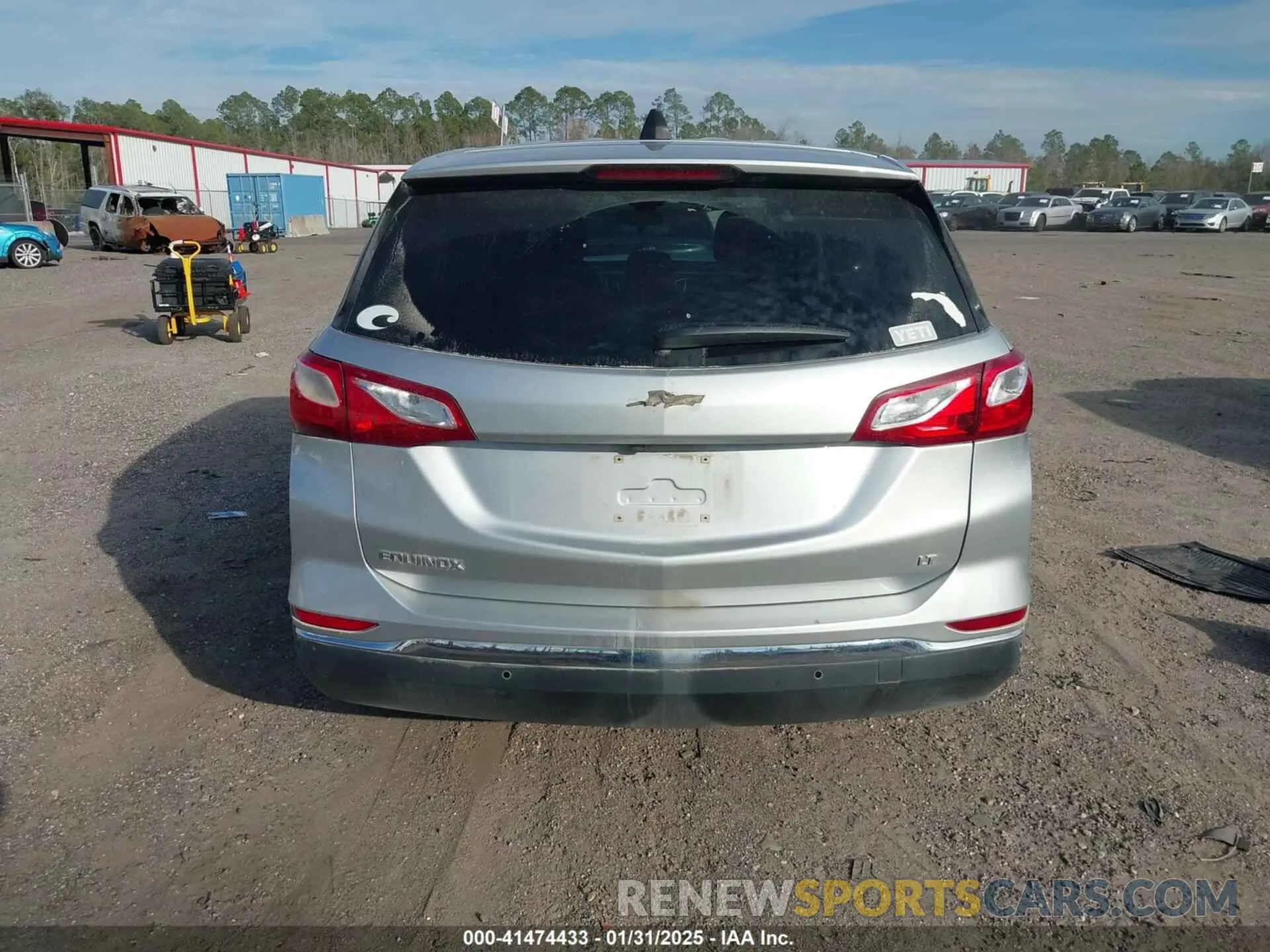 16 Photograph of a damaged car 2GNAXKEVXL6108175 CHEVROLET EQUINOX 2020