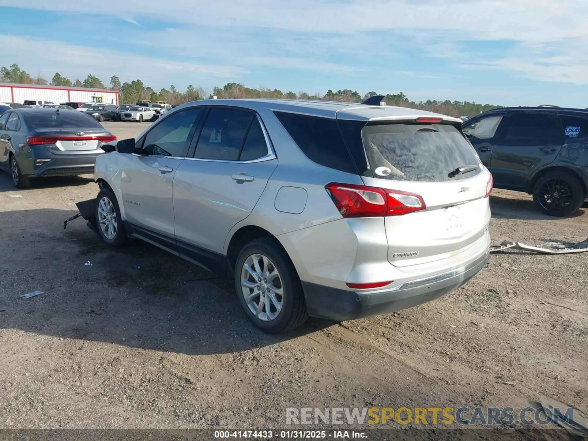 3 Photograph of a damaged car 2GNAXKEVXL6108175 CHEVROLET EQUINOX 2020