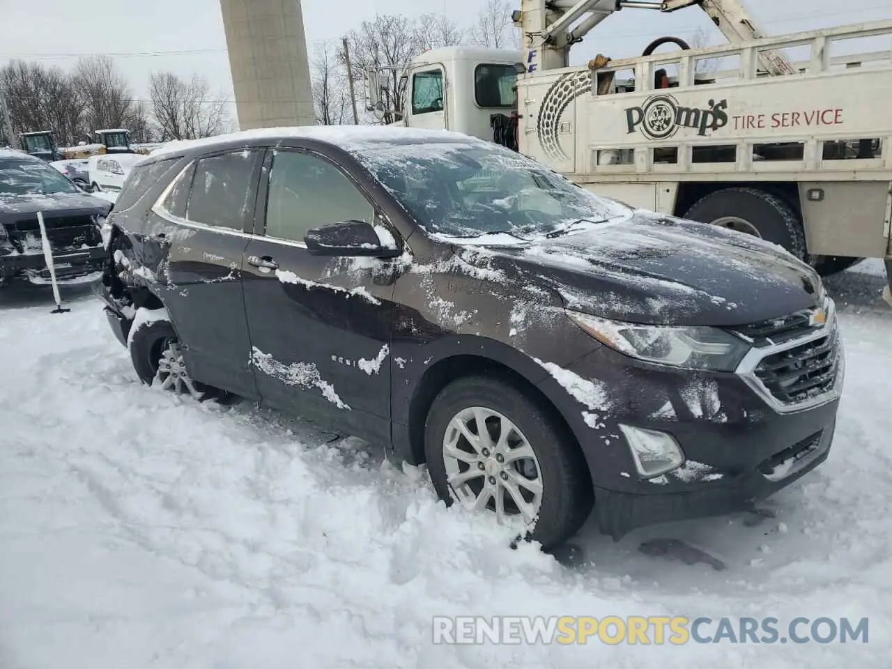 4 Photograph of a damaged car 2GNAXKEVXL6119189 CHEVROLET EQUINOX 2020