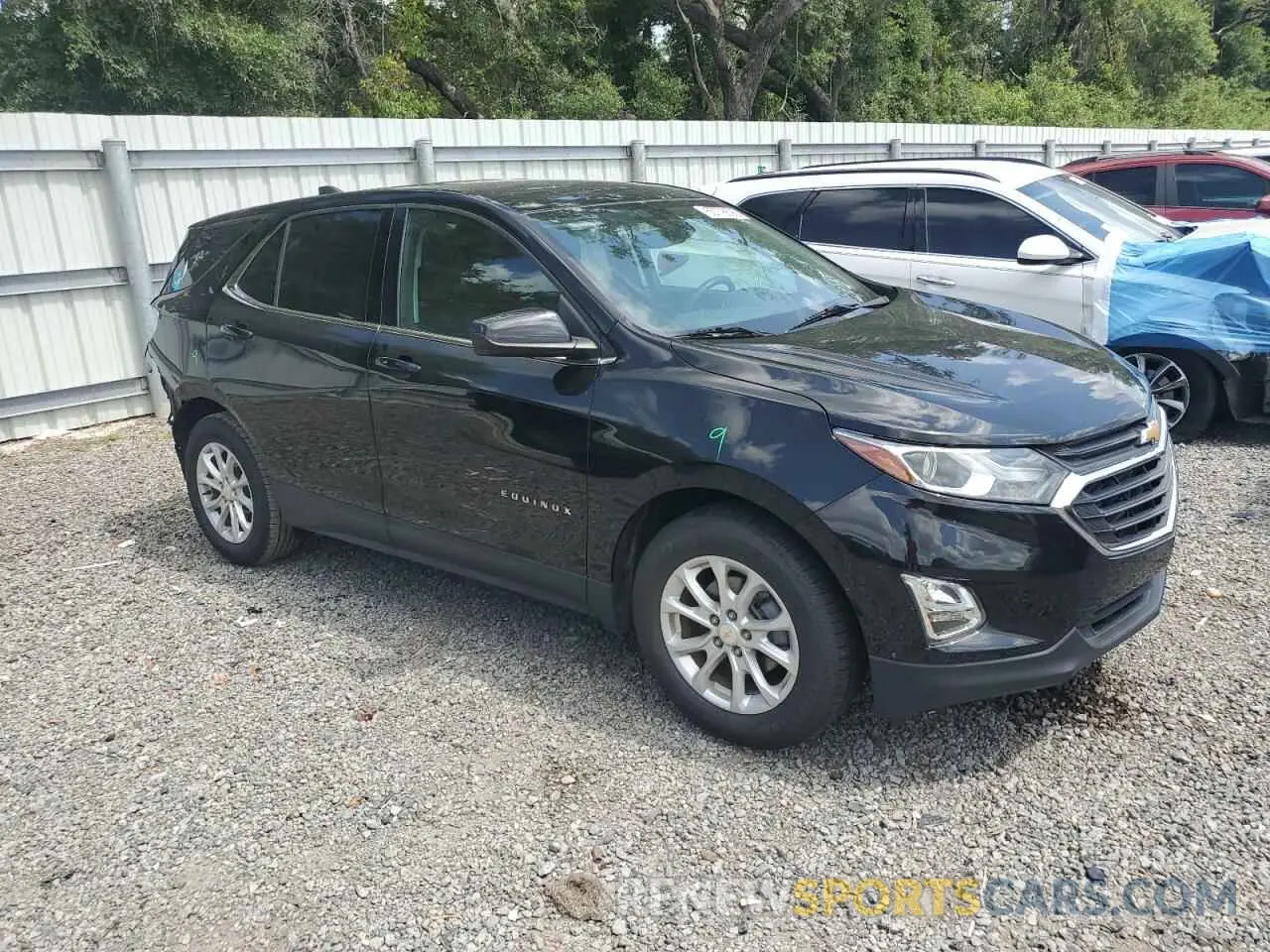 4 Фотография поврежденного автомобиля 2GNAXKEVXL6134680 CHEVROLET EQUINOX 2020