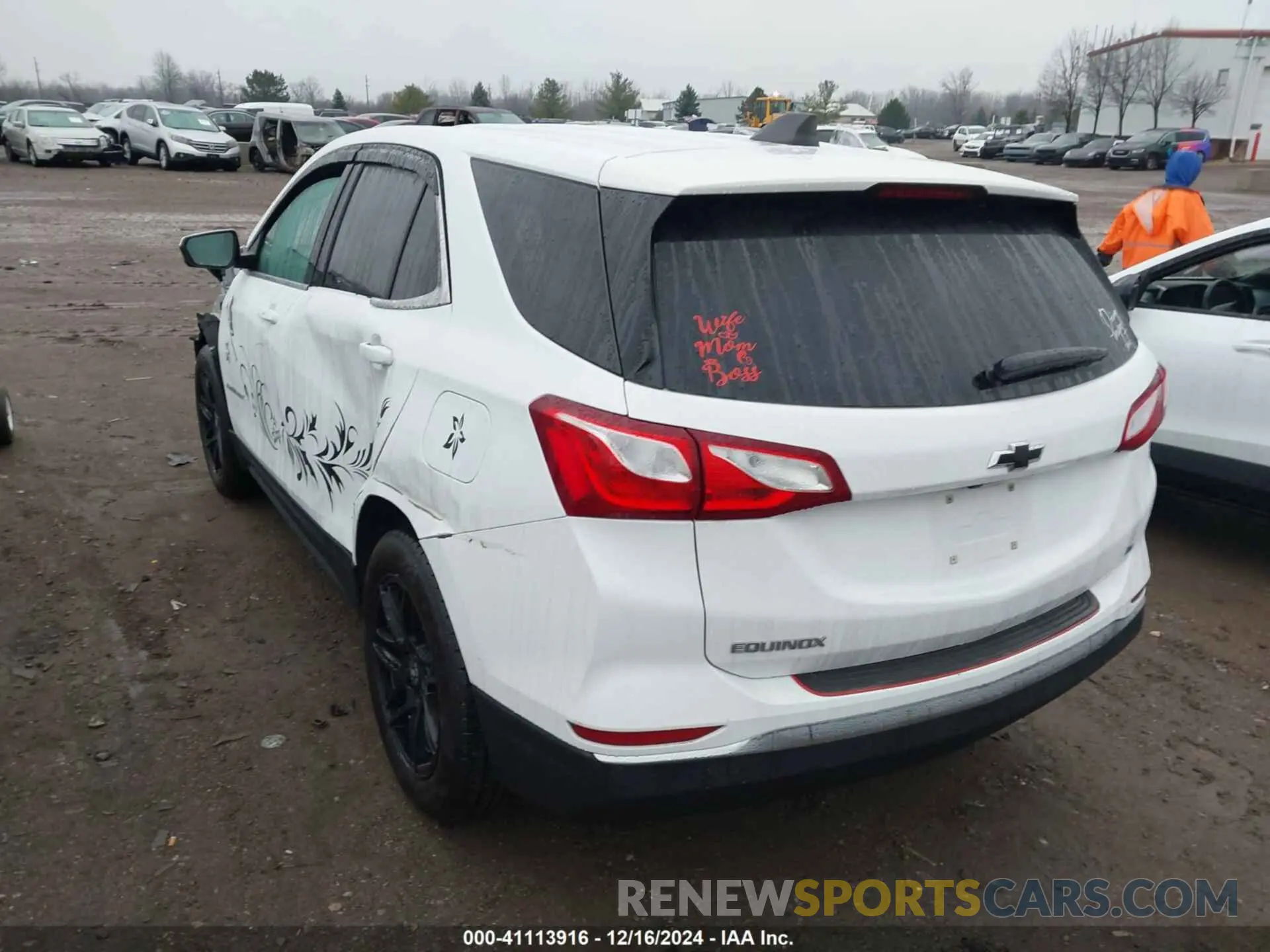 3 Photograph of a damaged car 2GNAXKEVXL6141774 CHEVROLET EQUINOX 2020