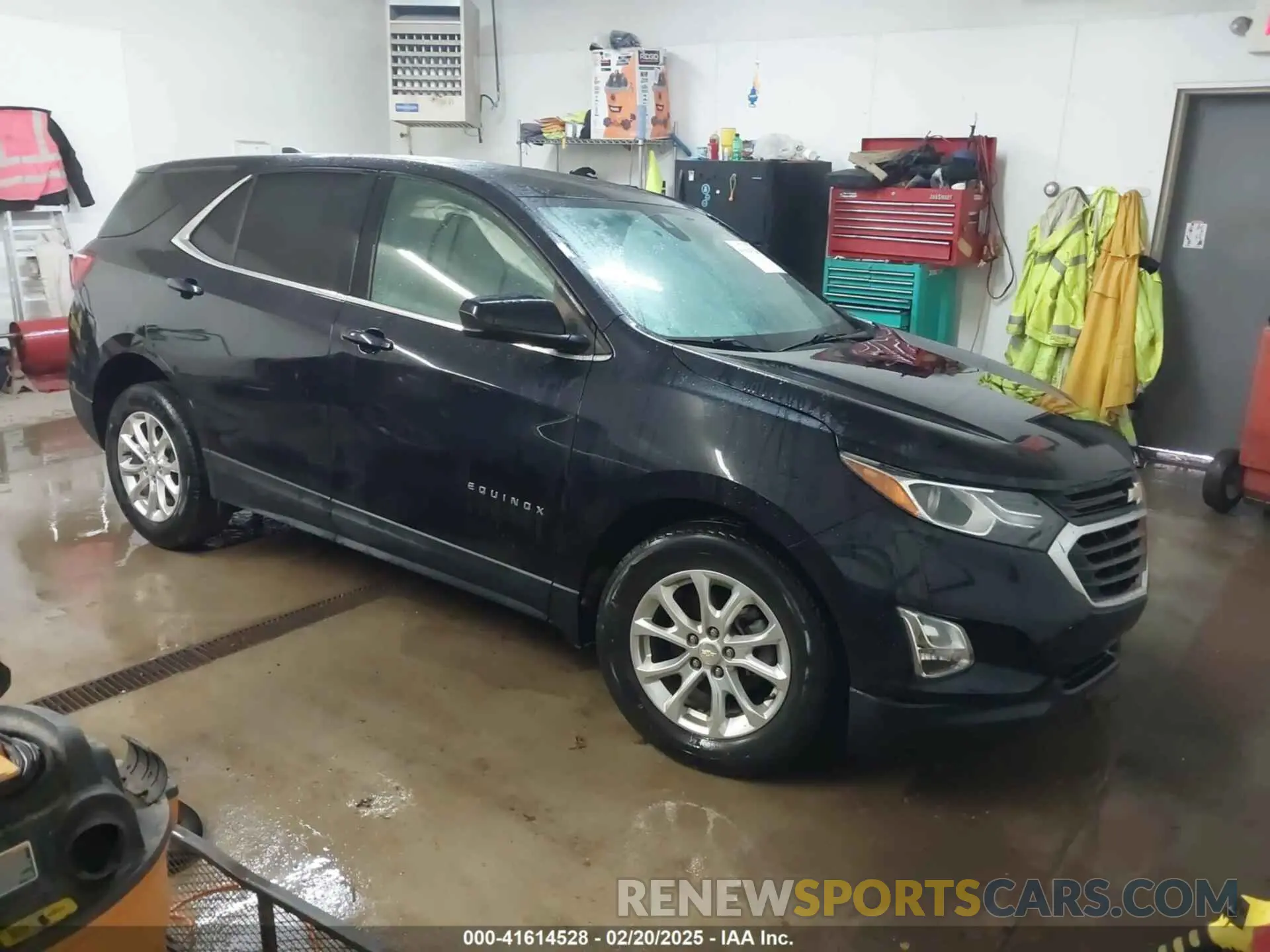 1 Photograph of a damaged car 2GNAXKEVXL6187993 CHEVROLET EQUINOX 2020