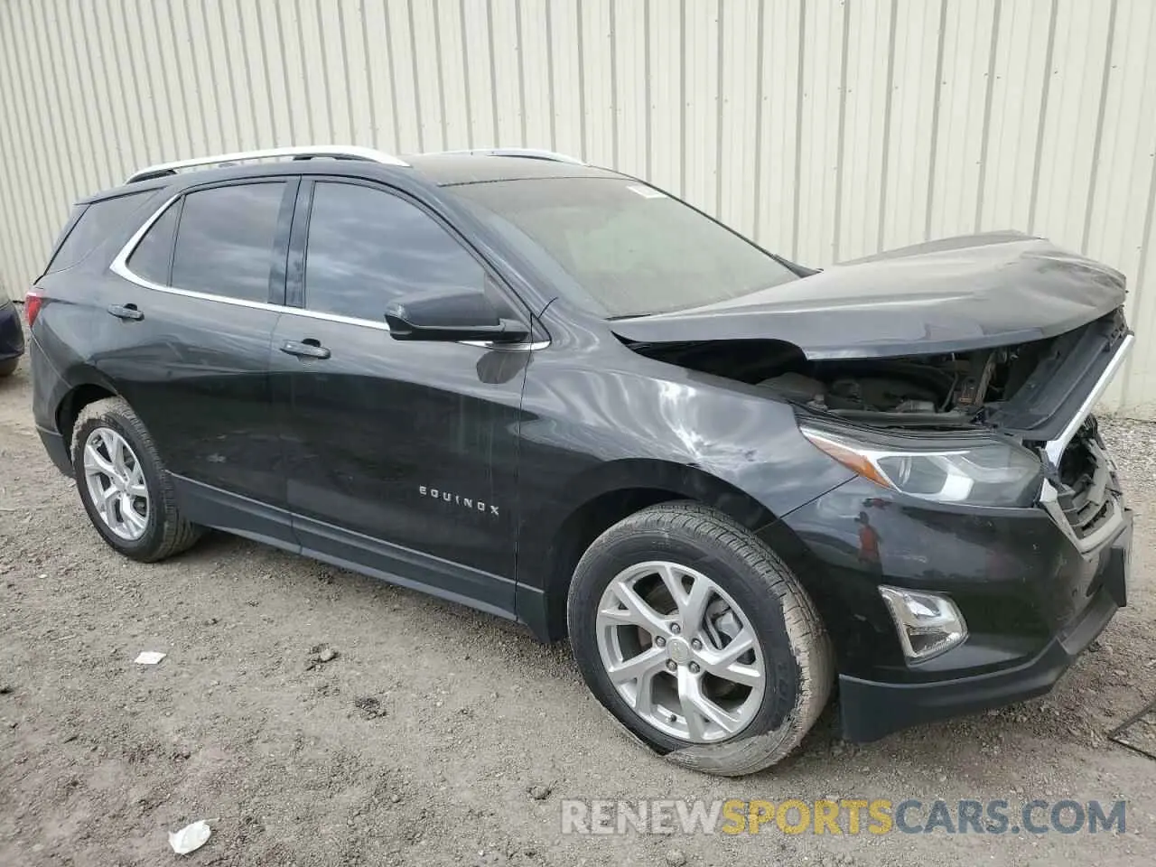 4 Photograph of a damaged car 2GNAXLEX7L6141500 CHEVROLET EQUINOX 2020