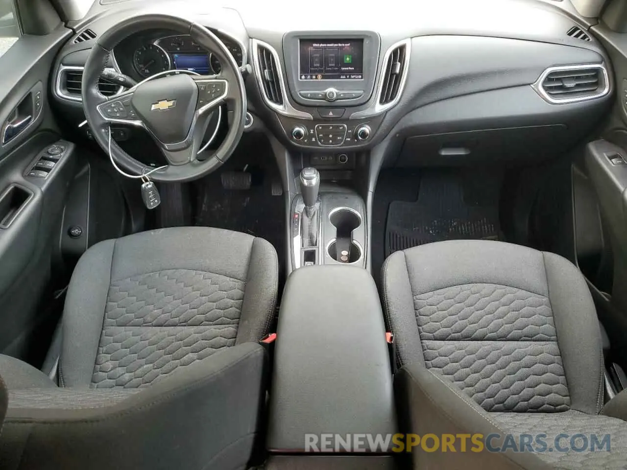8 Photograph of a damaged car 2GNAXLEX7L6141500 CHEVROLET EQUINOX 2020