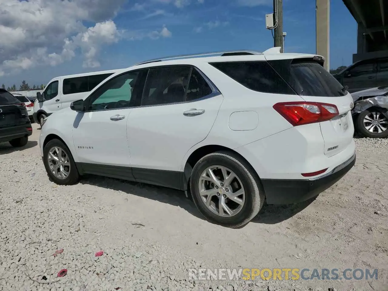 2 Photograph of a damaged car 2GNAXNEV5L6171041 CHEVROLET EQUINOX 2020