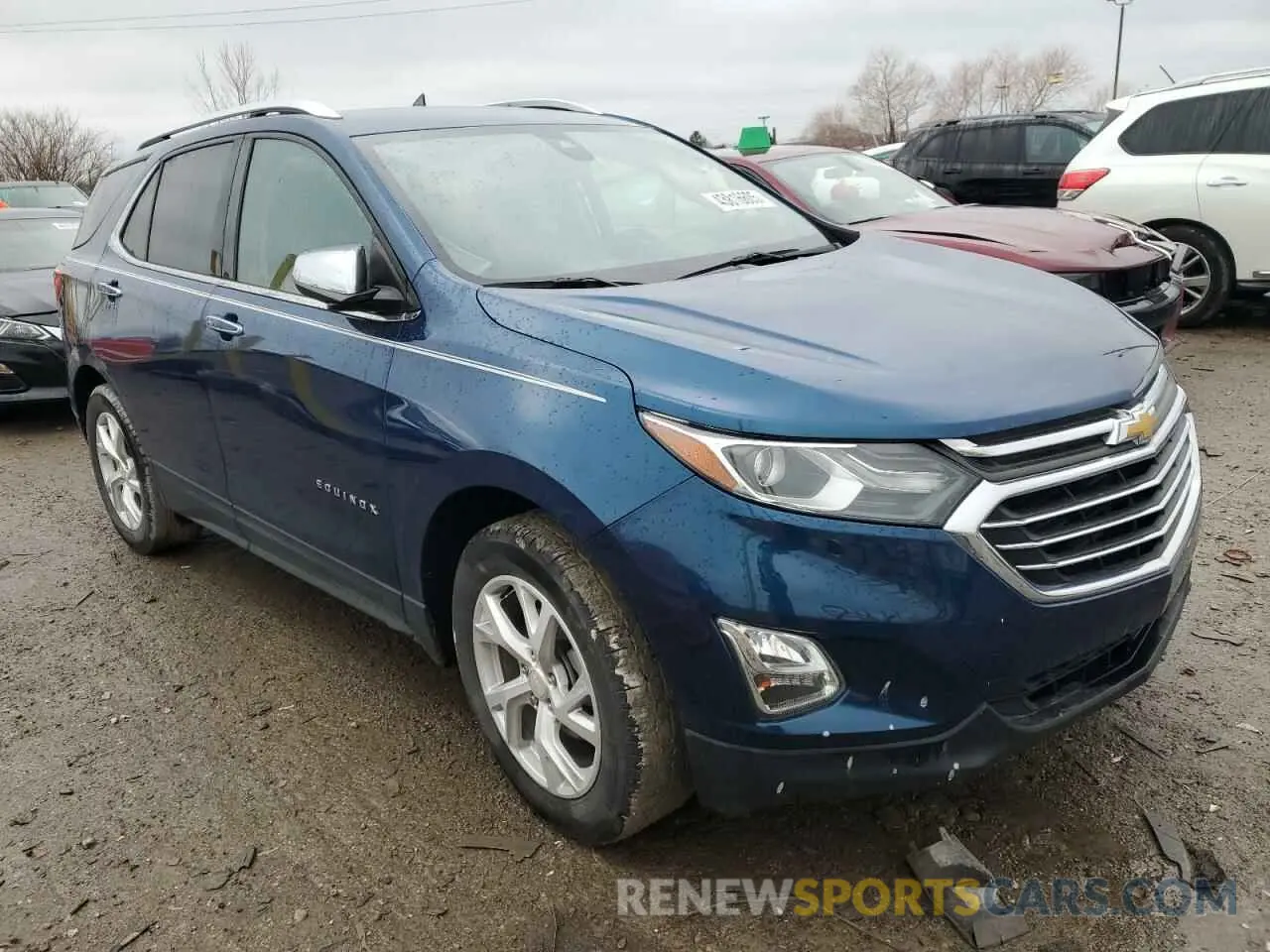 4 Photograph of a damaged car 2GNAXNEV7L6179688 CHEVROLET EQUINOX 2020
