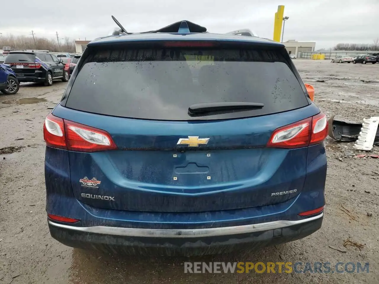 6 Photograph of a damaged car 2GNAXNEV7L6179688 CHEVROLET EQUINOX 2020