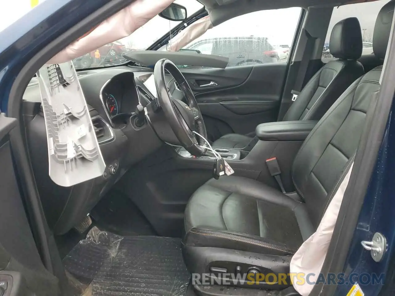 7 Photograph of a damaged car 2GNAXNEV7L6179688 CHEVROLET EQUINOX 2020