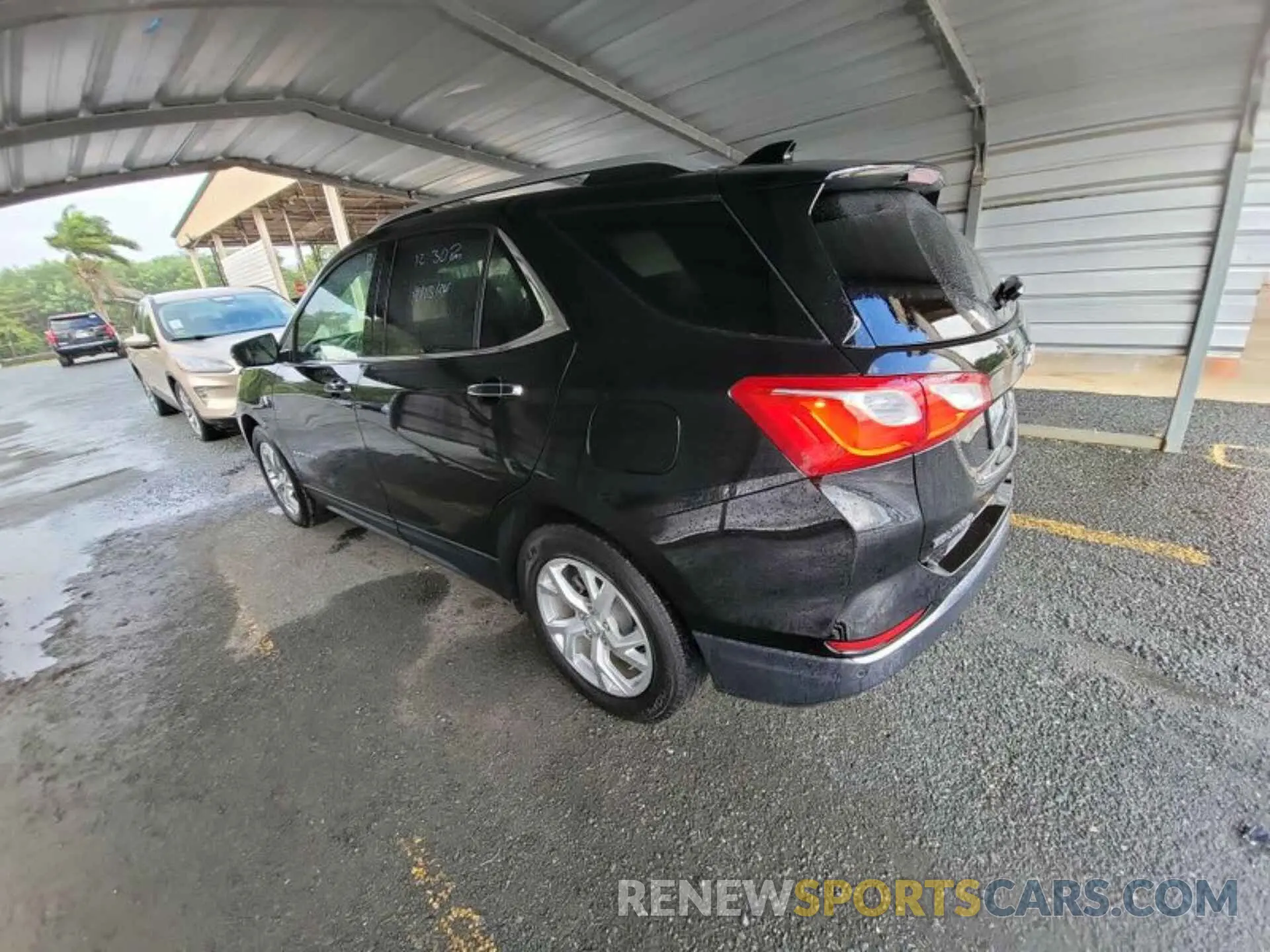 9 Photograph of a damaged car 2GNAXNEV7L6182994 CHEVROLET EQUINOX 2020