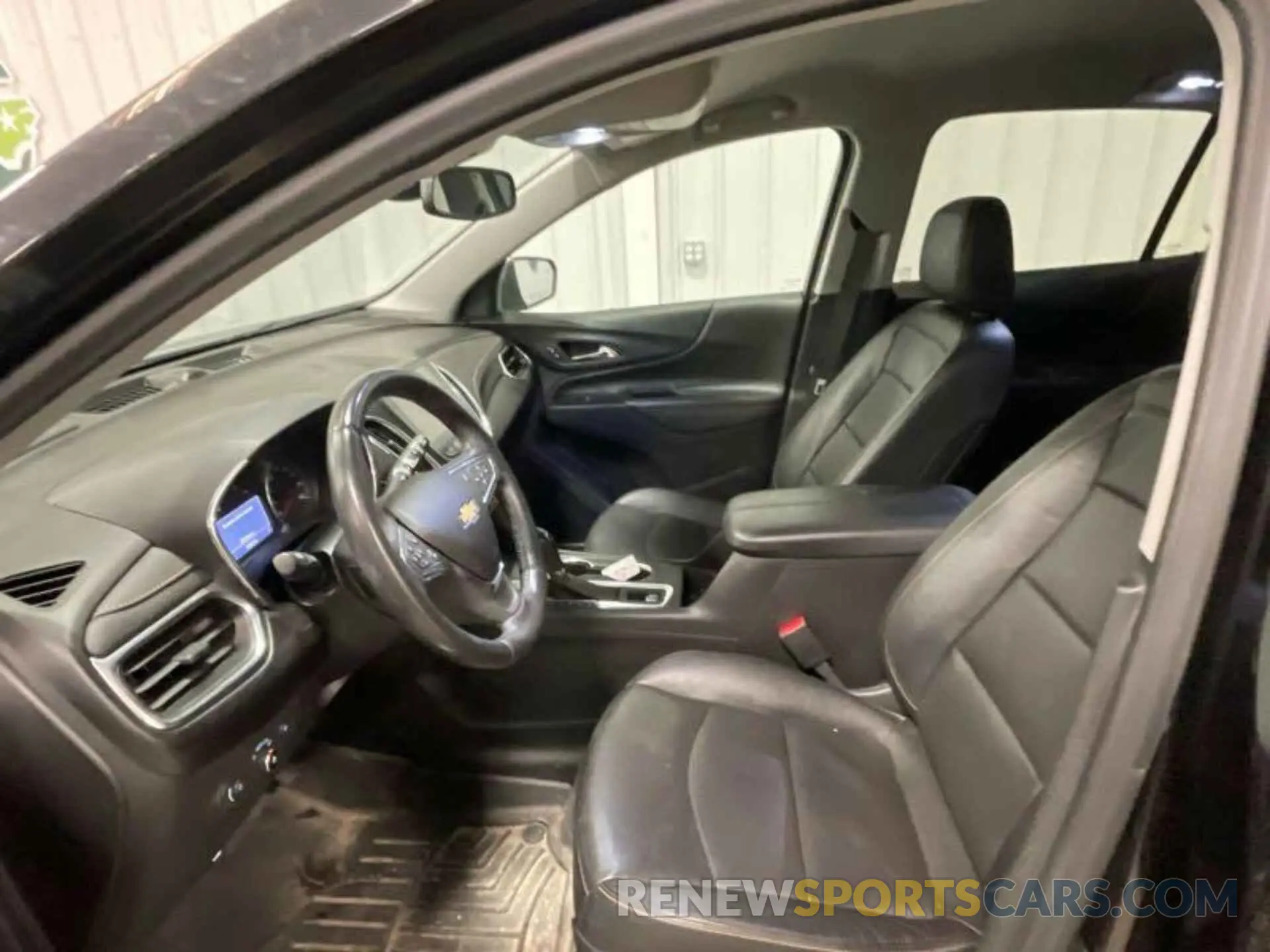 15 Photograph of a damaged car 2GNAXNEV8L6260148 CHEVROLET EQUINOX 2020