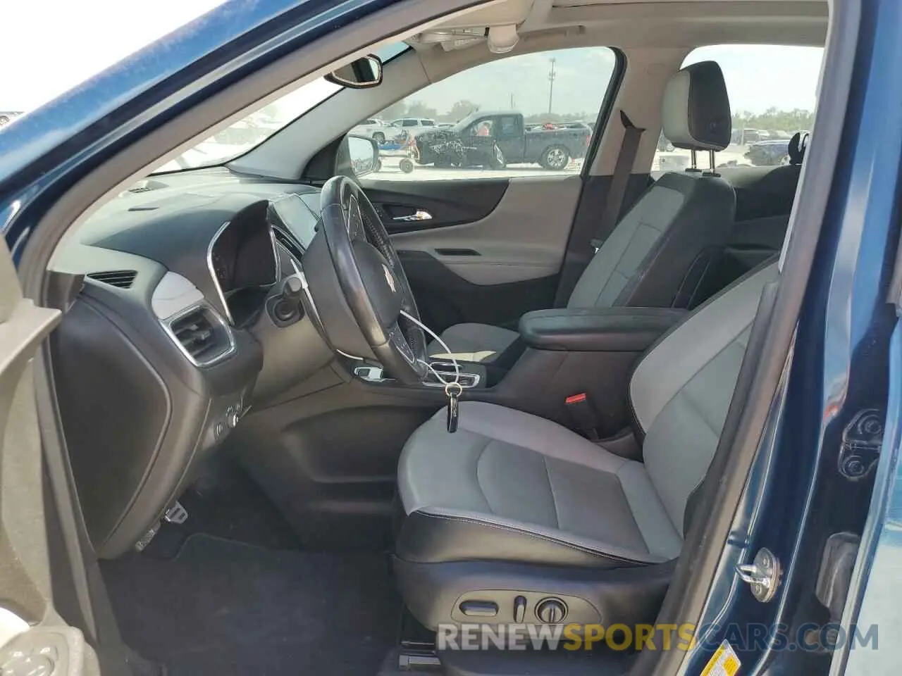 7 Фотография поврежденного автомобиля 2GNAXPEX0L6224449 CHEVROLET EQUINOX 2020