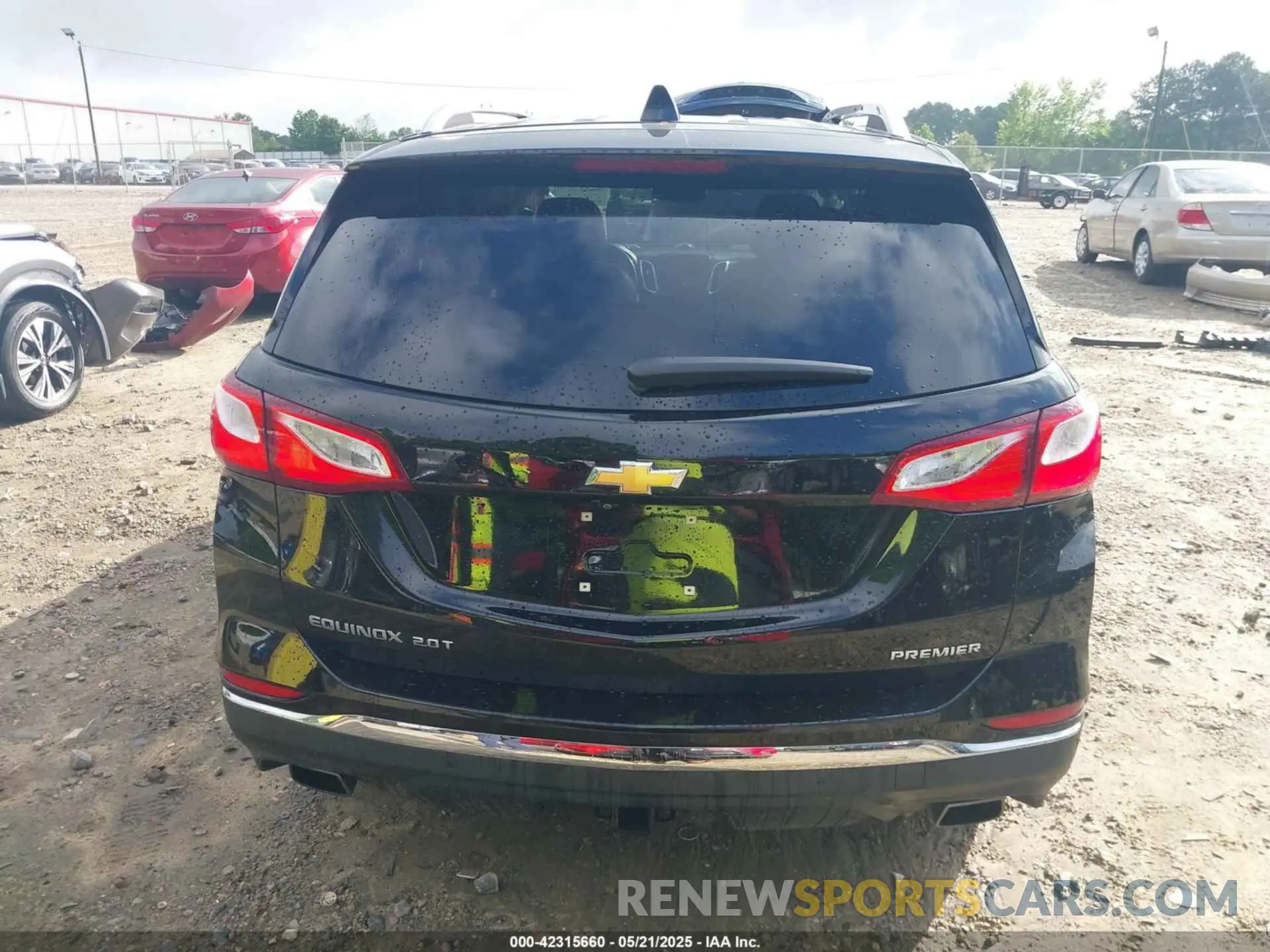 16 Photograph of a damaged car 2GNAXPEX5L6118451 CHEVROLET EQUINOX 2020
