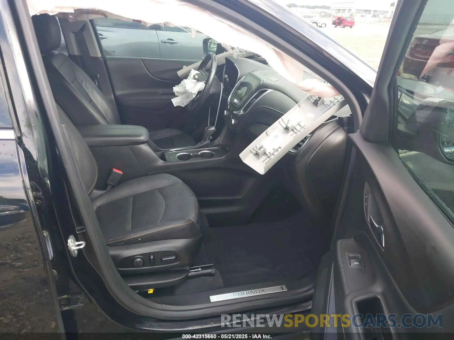 5 Photograph of a damaged car 2GNAXPEX5L6118451 CHEVROLET EQUINOX 2020