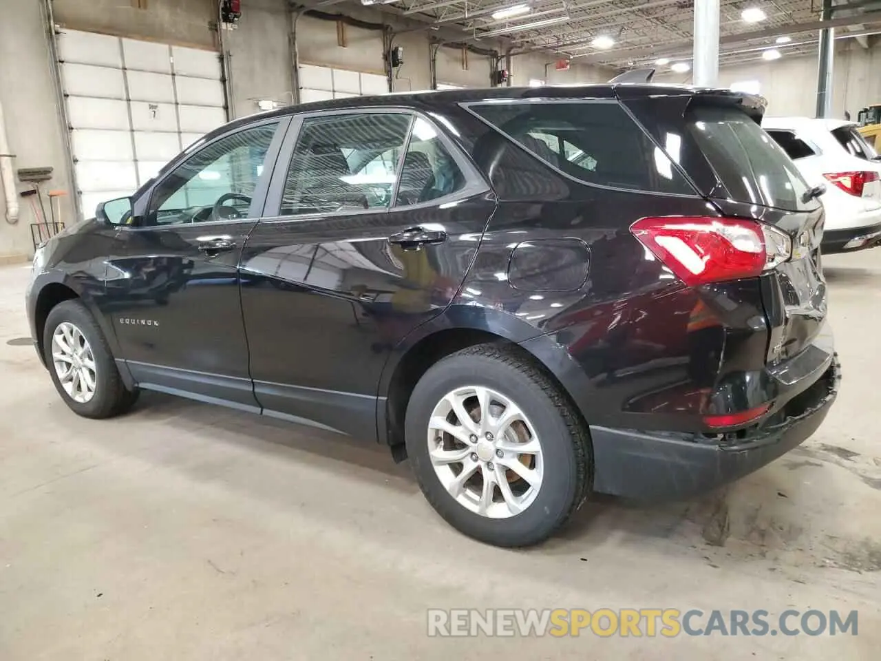 2 Фотография поврежденного автомобиля 2GNAXSEV0L6112557 CHEVROLET EQUINOX 2020