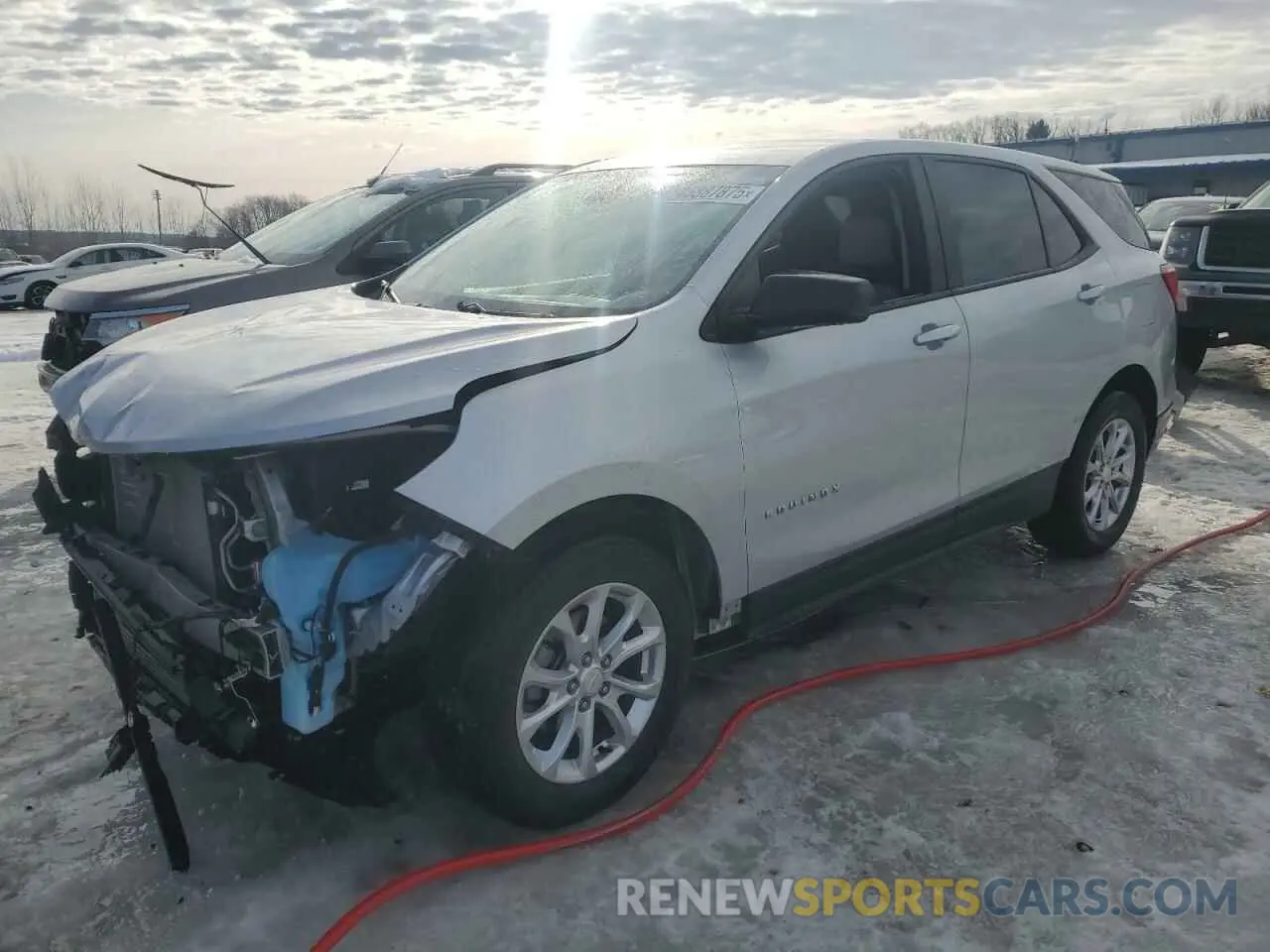 1 Photograph of a damaged car 2GNAXSEV6L6141948 CHEVROLET EQUINOX 2020