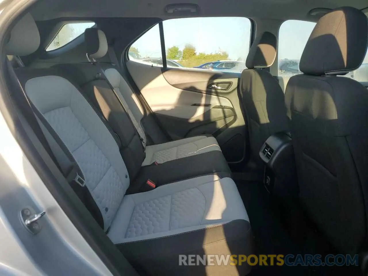 12 Фотография поврежденного автомобиля 2GNAXSEV9L6222054 CHEVROLET EQUINOX 2020