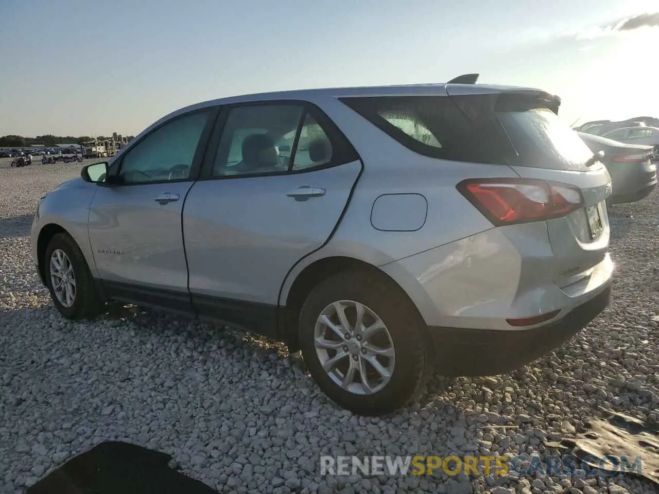 2 Фотография поврежденного автомобиля 2GNAXSEV9L6222054 CHEVROLET EQUINOX 2020