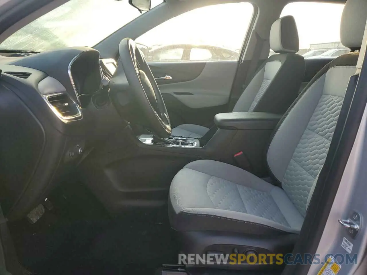 7 Фотография поврежденного автомобиля 2GNAXSEV9L6222054 CHEVROLET EQUINOX 2020