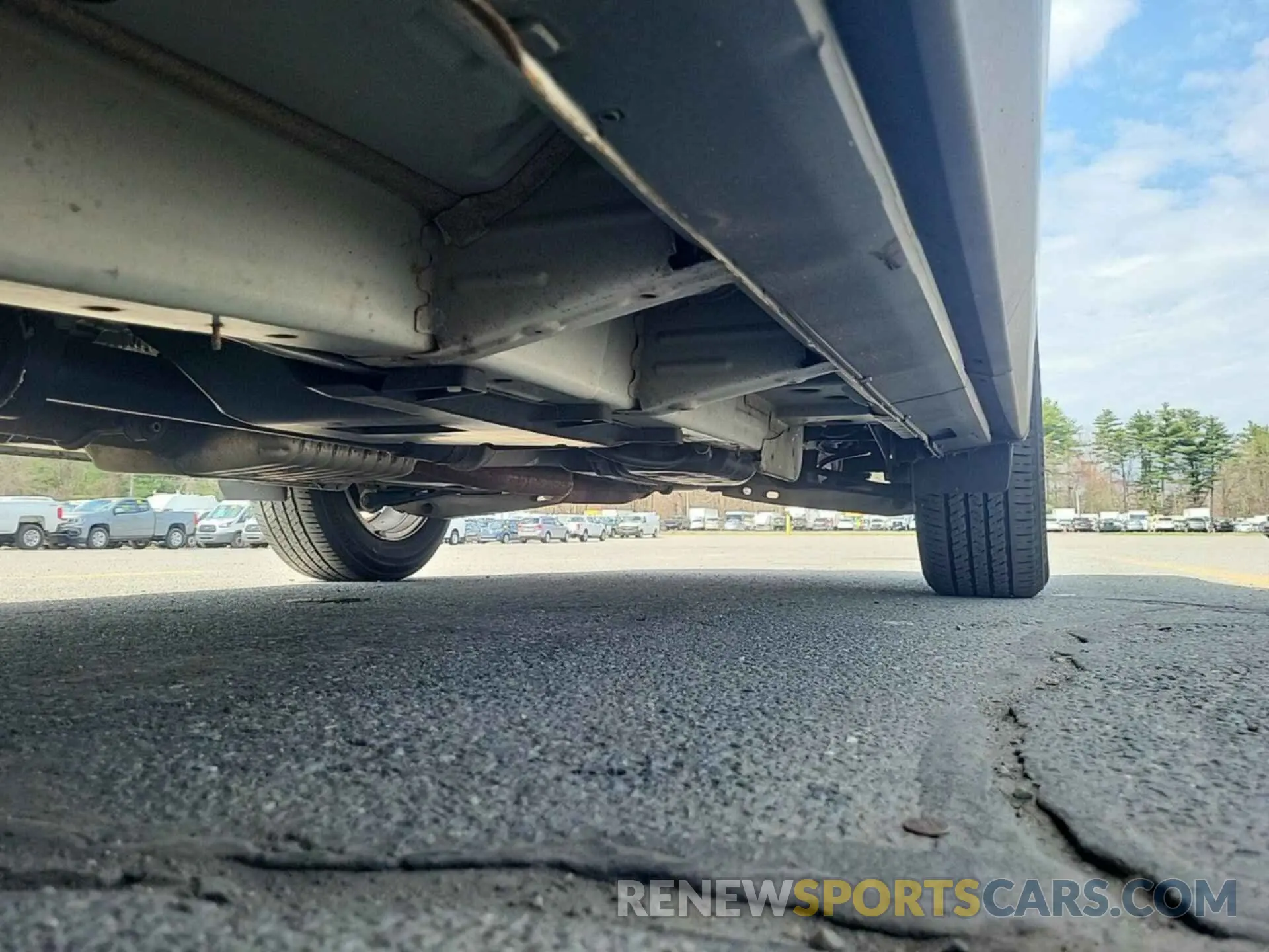 21 Photograph of a damaged car 2GNAXTEV0L6238620 CHEVROLET EQUINOX 2020