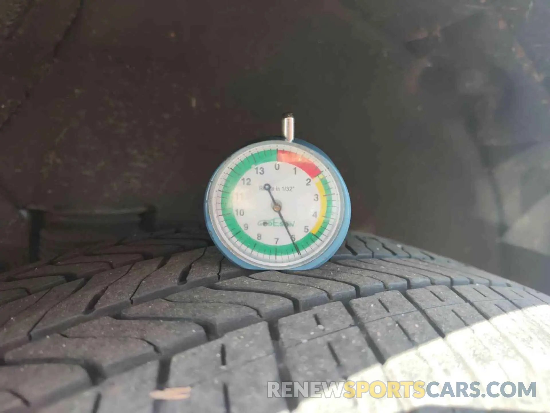 13 Photograph of a damaged car 2GNAXTEV0L6247480 CHEVROLET EQUINOX 2020