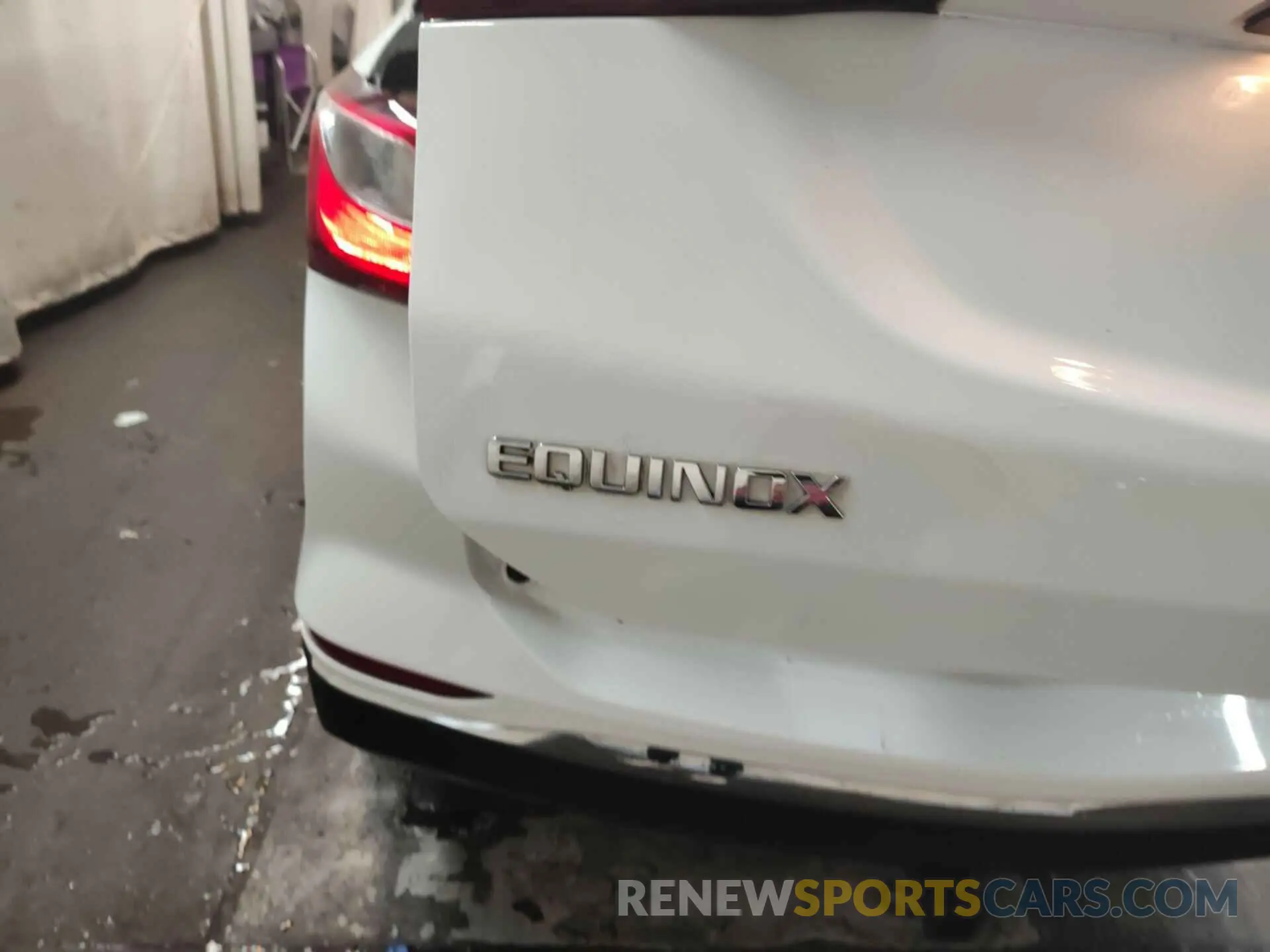 25 Photograph of a damaged car 2GNAXTEV0L6247480 CHEVROLET EQUINOX 2020